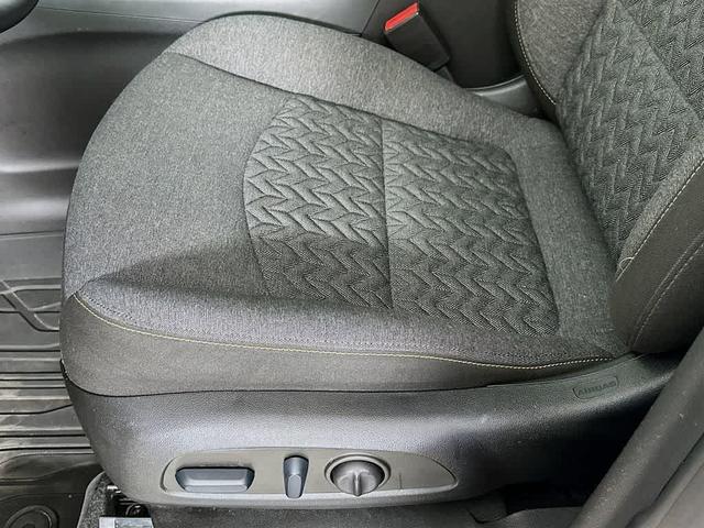 Photo of 2022 Summit White Chevrolet Equinox