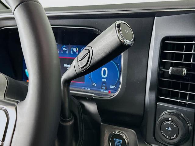 Photo of 2025 Star White Metallic Tri-Coat Ford F-350