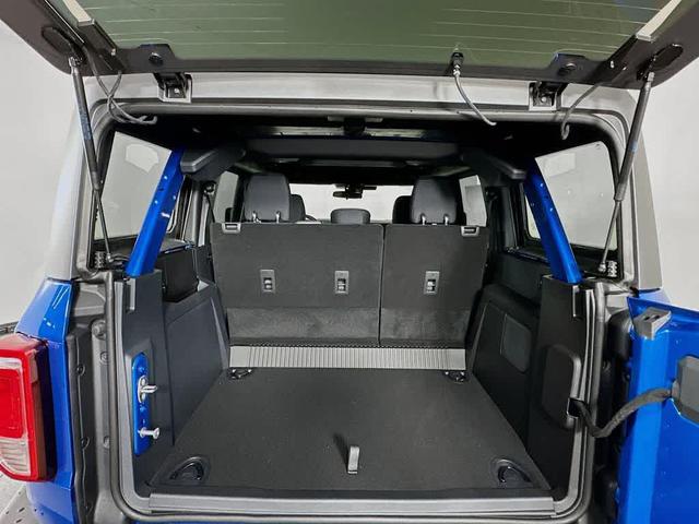 Photo of 2025 Velocity Blue Metallic Ford Bronco