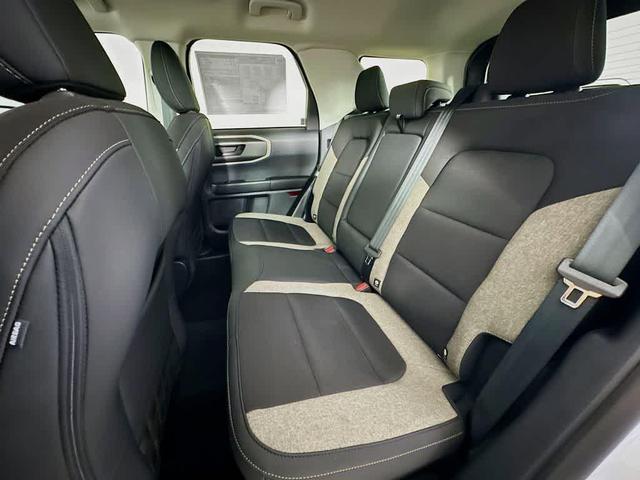 Photo of 2025 Oxford White Ford Bronco Sport