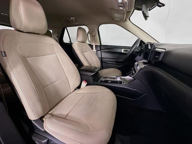 Photo of 2020 Agate Black Metallic Ford Explorer
