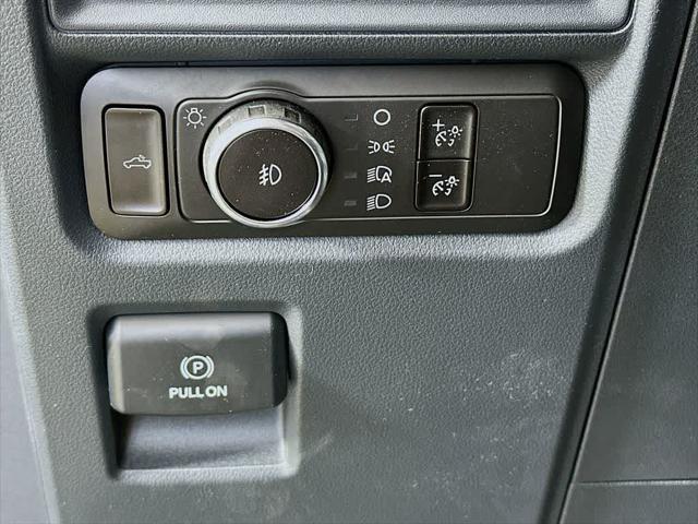Photo of 2025 Iconic Silver Metallic Ford F-150