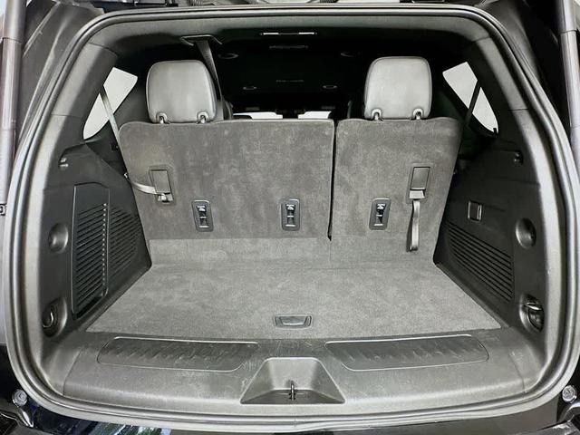 Photo of 2023 Black Chevrolet Tahoe
