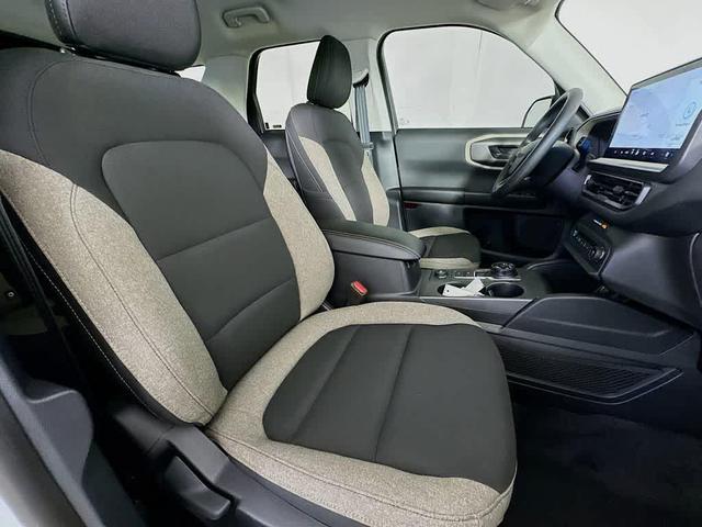 Photo of 2025 Oxford White Ford Bronco Sport