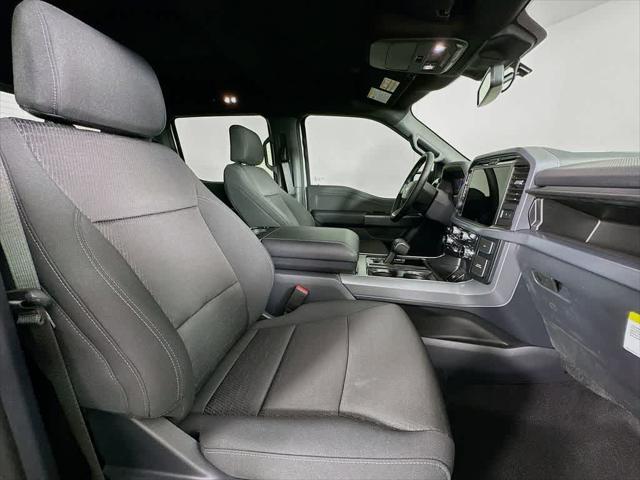 Photo of 2025 Oxford White Ford F-150