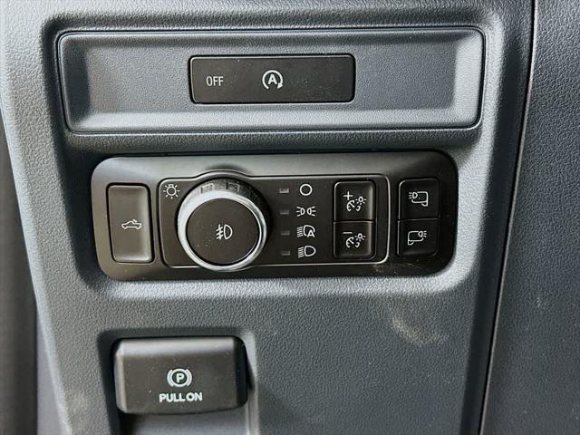 Photo of 2025 Oxford White Ford F-150