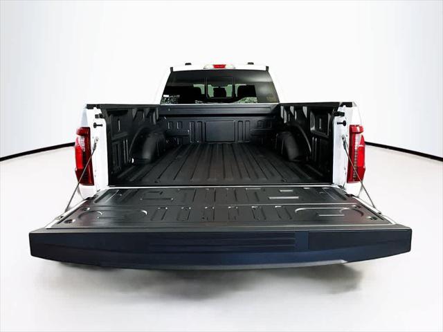 Photo of 2025 Oxford White Ford F-150