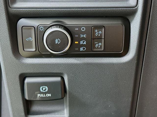Photo of 2025 Space White Metallic Ford F-150