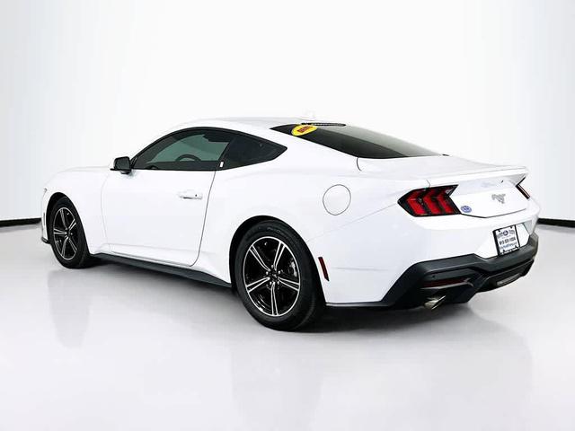 Photo of 2025 Oxford White Ford Mustang