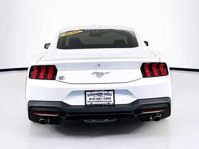 Photo of 2025 Oxford White Ford Mustang