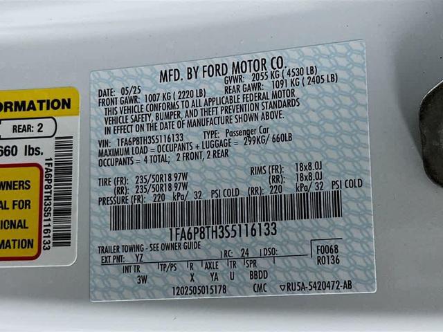 Photo of 2025 Oxford White Ford Mustang