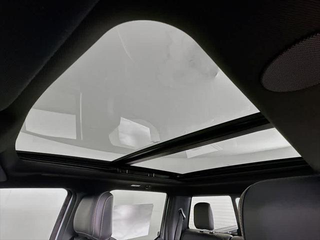 Photo of 2025 Space White Metallic Ford F-150