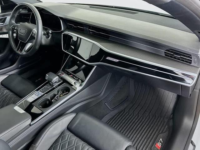 Photo of 2021 White Audi S7