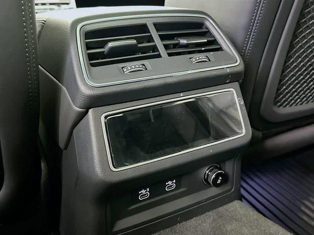 Photo of 2021 White Audi S7