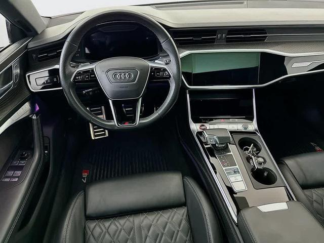 Photo of 2021 White Audi S7