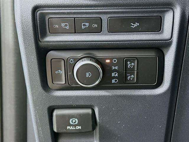 Photo of 2022 Space White Metallic Ford F-150