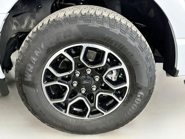 Photo of 2022 Space White Metallic Ford F-150