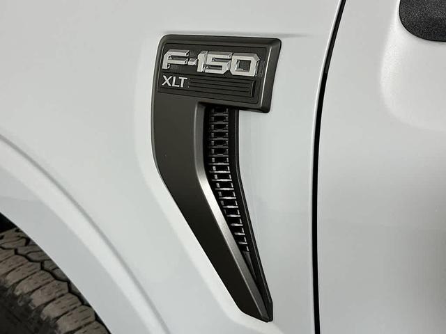 Photo of 2022 Space White Metallic Ford F-150