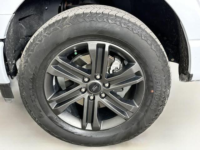 Photo of 2022 Space White Metallic Ford F-150