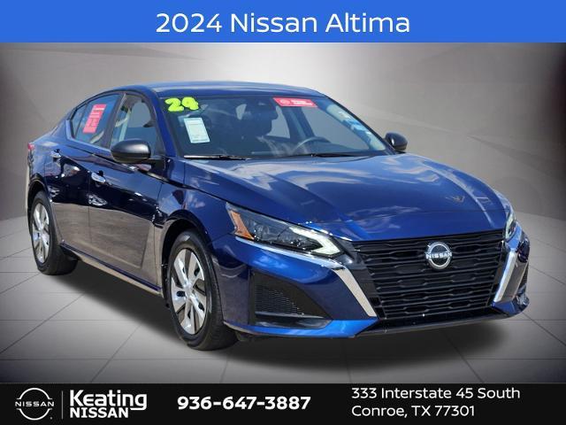 Photo of 2024 Deep Blue Pearl Nissan Altima