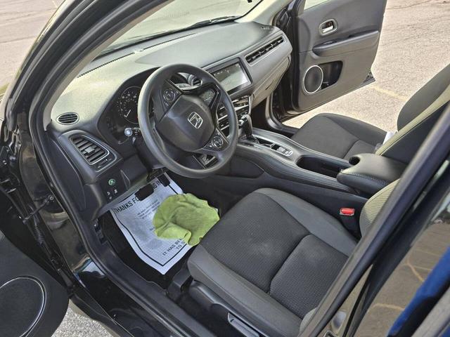Photo of 2019 Black Honda HR-V
