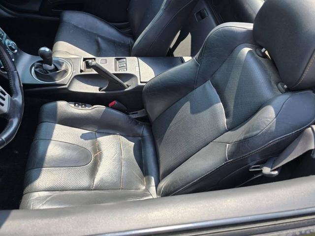 Photo of 2005 Orange Nissan 350Z