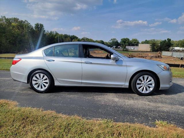 Photo of 2013 Silver Honda Accord