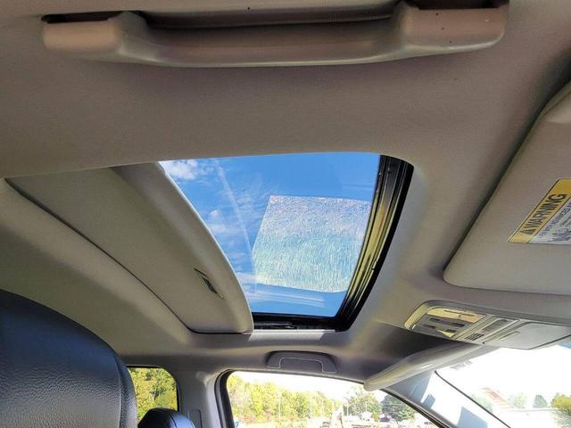 Photo of 2014 Burgundy Honda Pilot