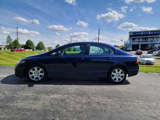Photo of 2011 Blue Honda Civic