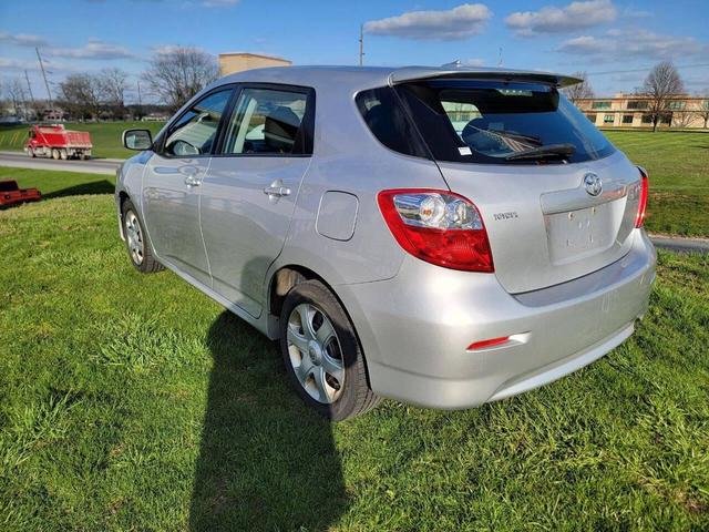 Photo of 2009 Silver Toyota Matrix