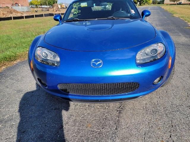 Photo of 2006 Blue Mazda MX-5 Miata