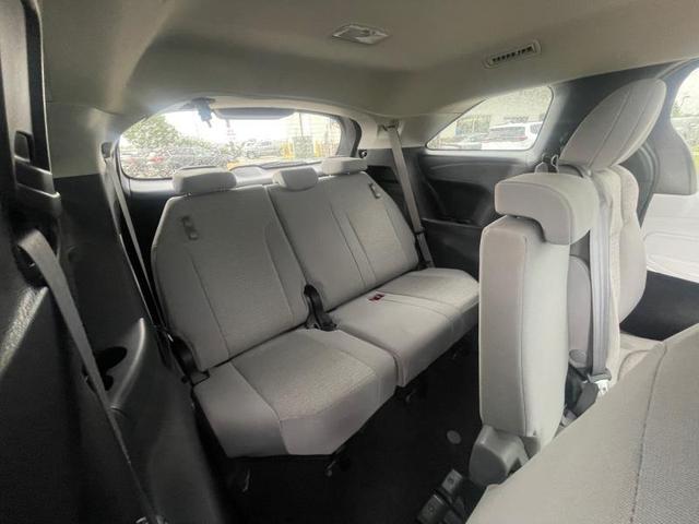 Photo of 2025 Midnight Black Metallic Toyota Sienna