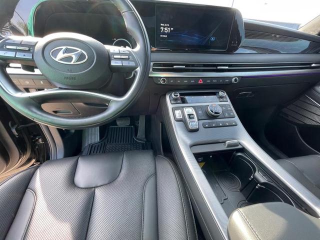 Photo of 2024 Abyss Black Pearl Hyundai PALISADE