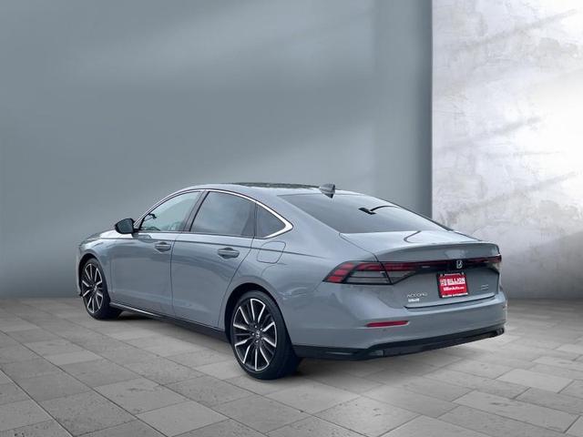 Photo of 2023 Gray Honda Accord Hybrid