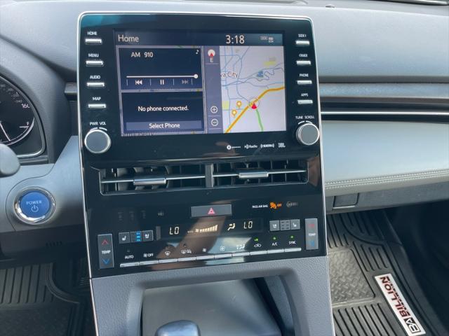 Photo of 2021 Celestial Silver Metallic Toyota Avalon Hybrid