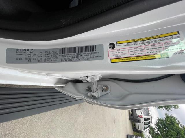 Photo of 2020 Ivory White Tri-Coat Pearlcoat RAM 1500
