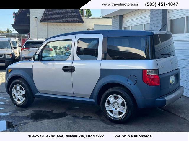 Photo of 2006 Alabaster Silver Metallic Honda Element