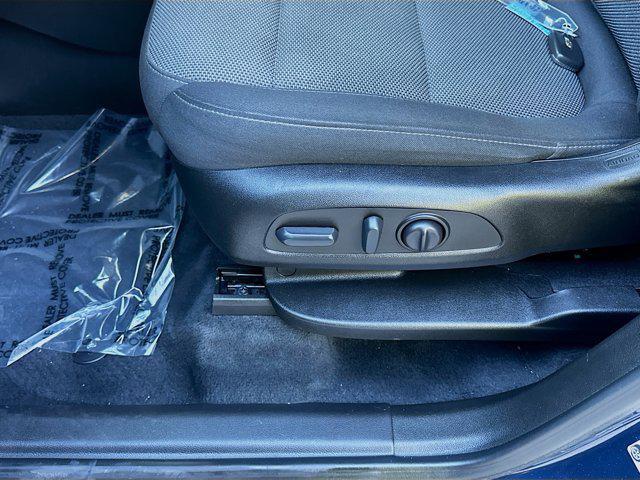 Photo of 2023 Northsky Blue Metallic Chevrolet Traverse