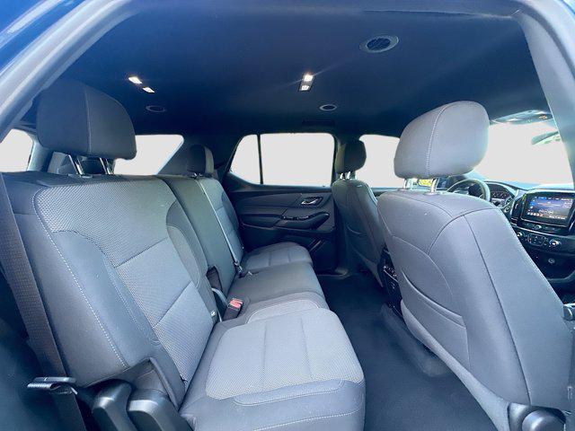 Photo of 2023 Northsky Blue Metallic Chevrolet Traverse