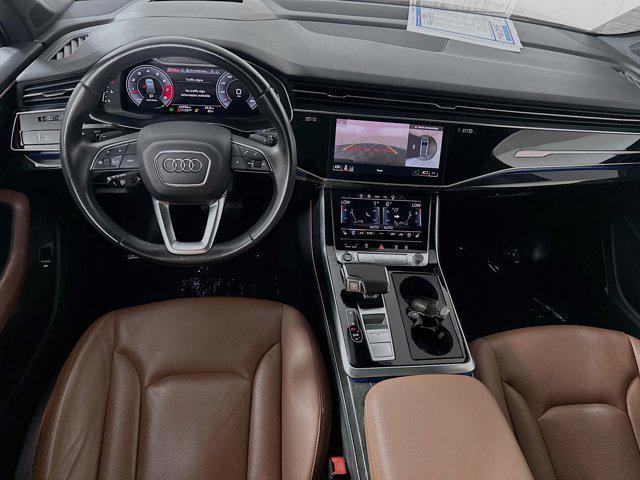 Photo of 2021 Orca Black Metallic Audi Q7