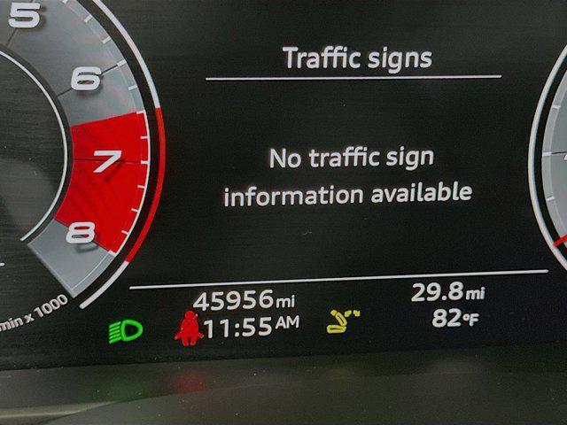 Photo of 2021 Orca Black Metallic Audi Q7