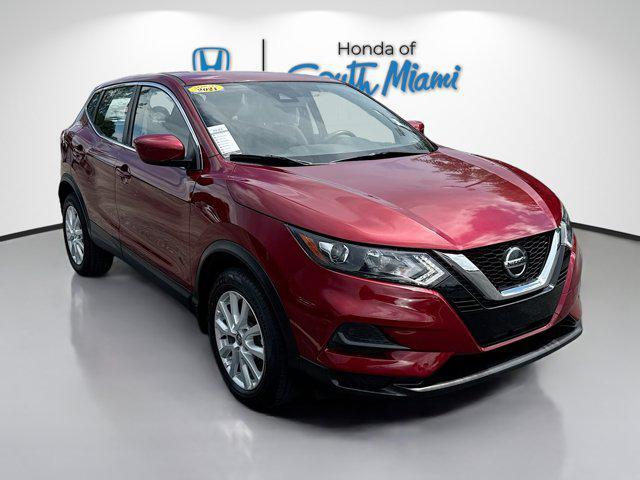 Photo of 2021 Scarlet Ember Tintcoat Nissan Rogue Sport