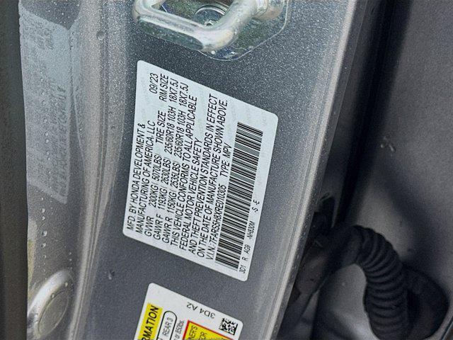 Photo of 2024 Lunar Silver Metallic Honda CR-V Hybrid