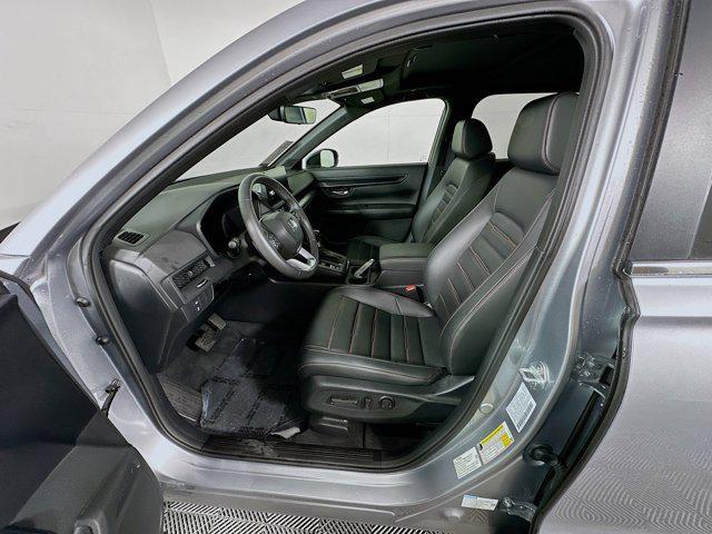 Photo of 2024 Lunar Silver Metallic Honda CR-V Hybrid