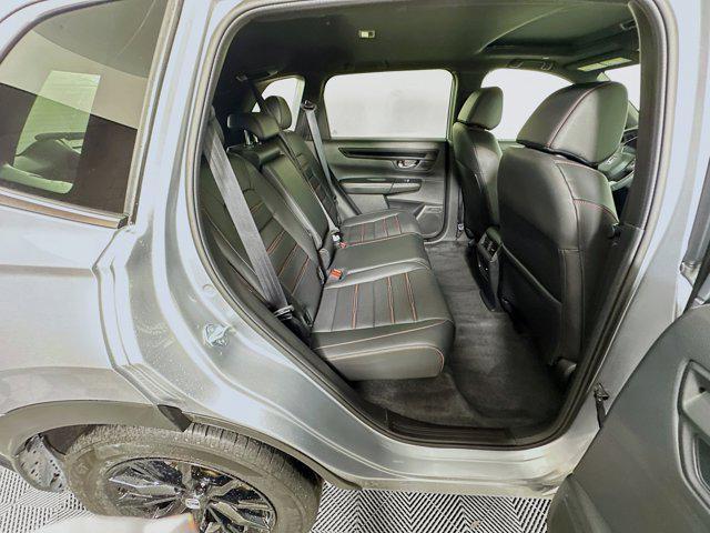 Photo of 2024 Lunar Silver Metallic Honda CR-V Hybrid