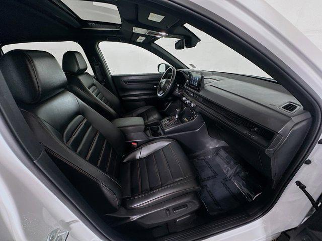 Photo of 2024 Platinum White Pearl Honda CR-V Hybrid