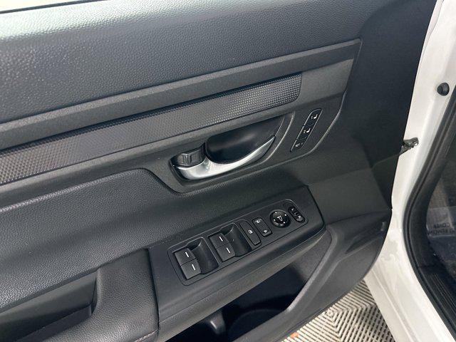 Photo of 2024 Platinum White Pearl Honda CR-V Hybrid