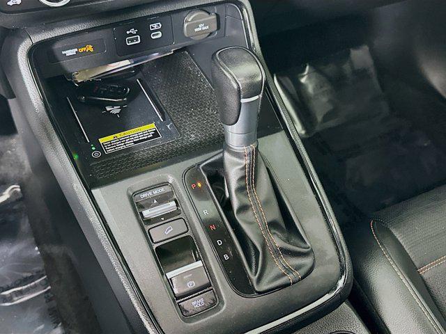 Photo of 2024 Platinum White Pearl Honda CR-V Hybrid