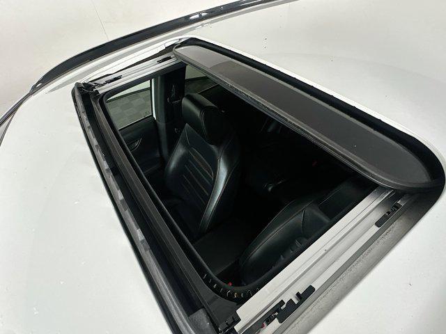 Photo of 2024 Platinum White Pearl Honda CR-V Hybrid