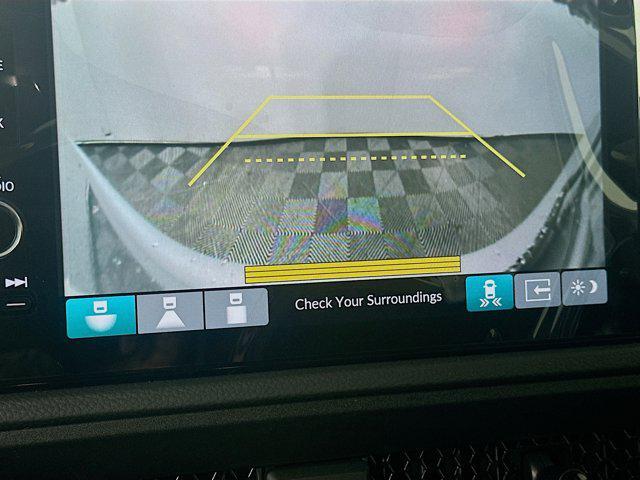 Photo of 2025 Solar Silver Metallic Honda CR-V Hybrid